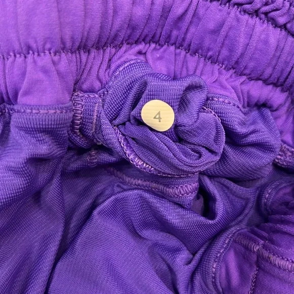 Lululemon Women's Purple Athletic Shorts - Picture 4 of 5